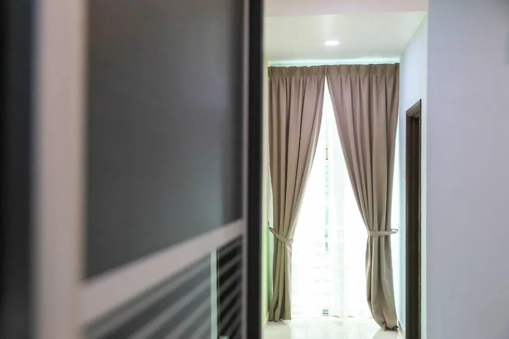 Casa de Férias Modern Home/ 5 Min Jonker/Walking Mahkota Mall & Hospital/ 24 Pax 7R6B/ Mlk Town Malacca